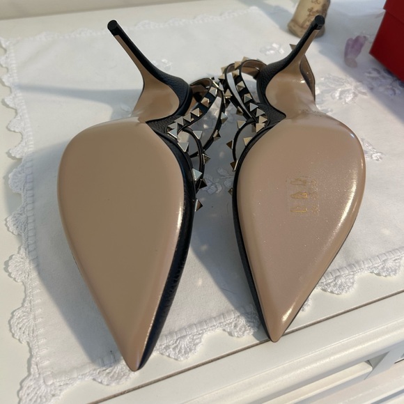 Valentino stilletos size 39 new with tags - black - Picture 2 of 6